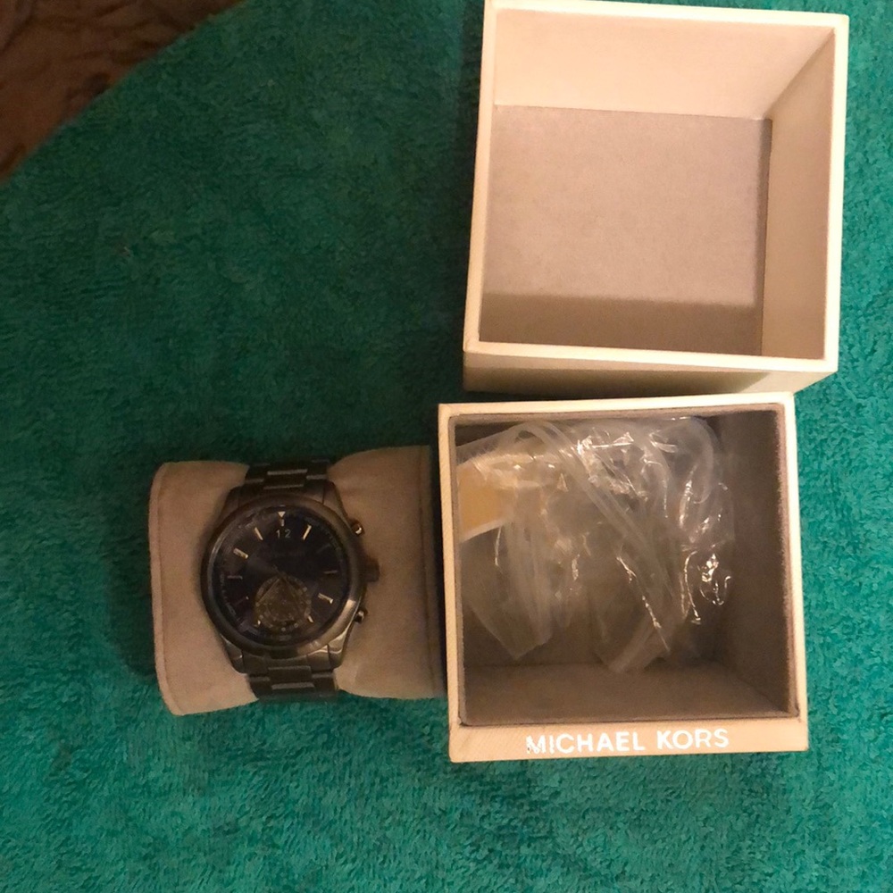 Mk Watch - Picture 3 of 4